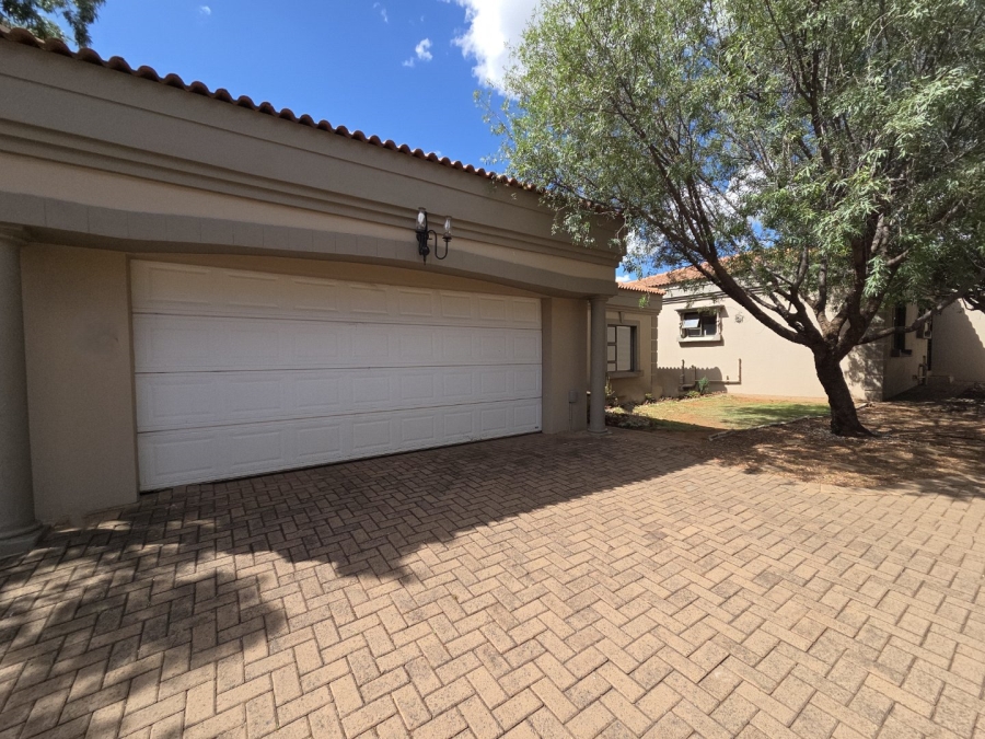 3 Bedroom Property for Sale in Dan Pienaar Free State